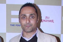 Rahul Bose to make English movie on Pakistani novel